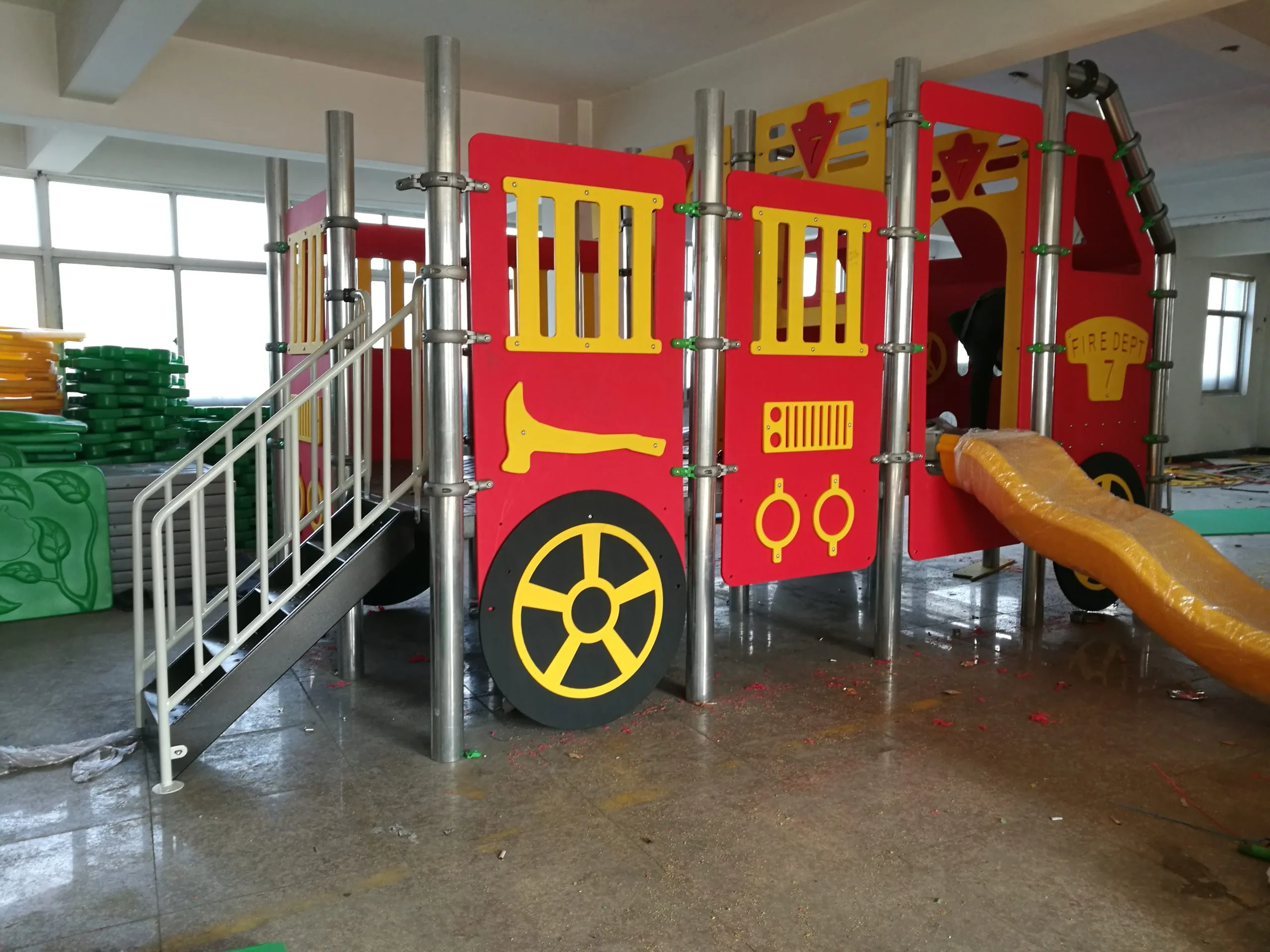 PE outdoor playground workshop