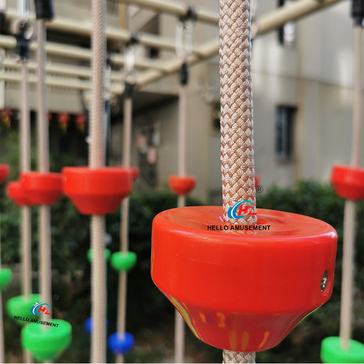 Colorful solid plastic small disc ball climbing rope accessories 2